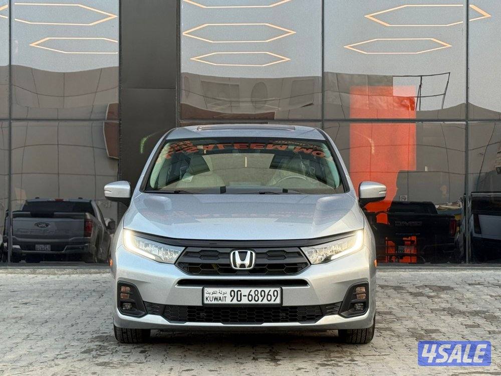 HONDA ODYSSEY _2025 اصفار2