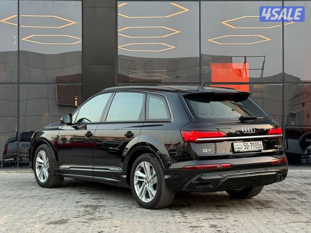 AUDI Q7 55TFSI  Quattro Sline _2021 صبغ الوكالة4