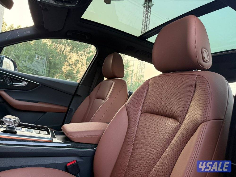 AUDI Q7 55TFSI  Quattro Sline _2021 صبغ الوكالة8