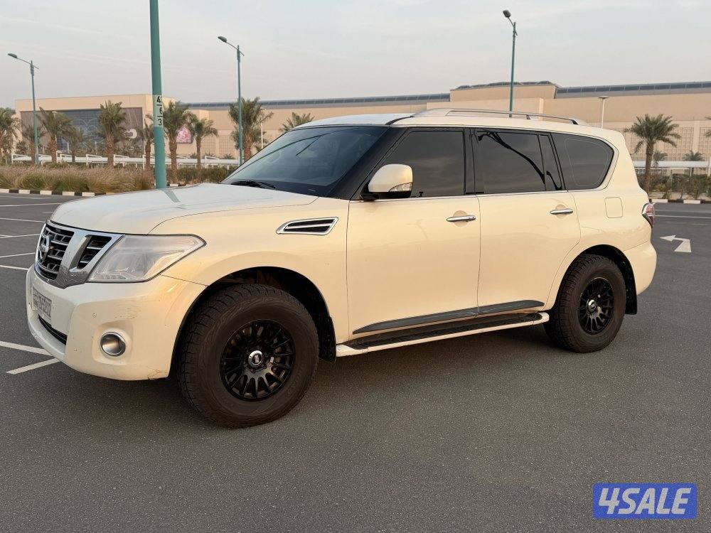 للبيع او للبدل باترول ٢٠١١ صبغ وكالة 4000