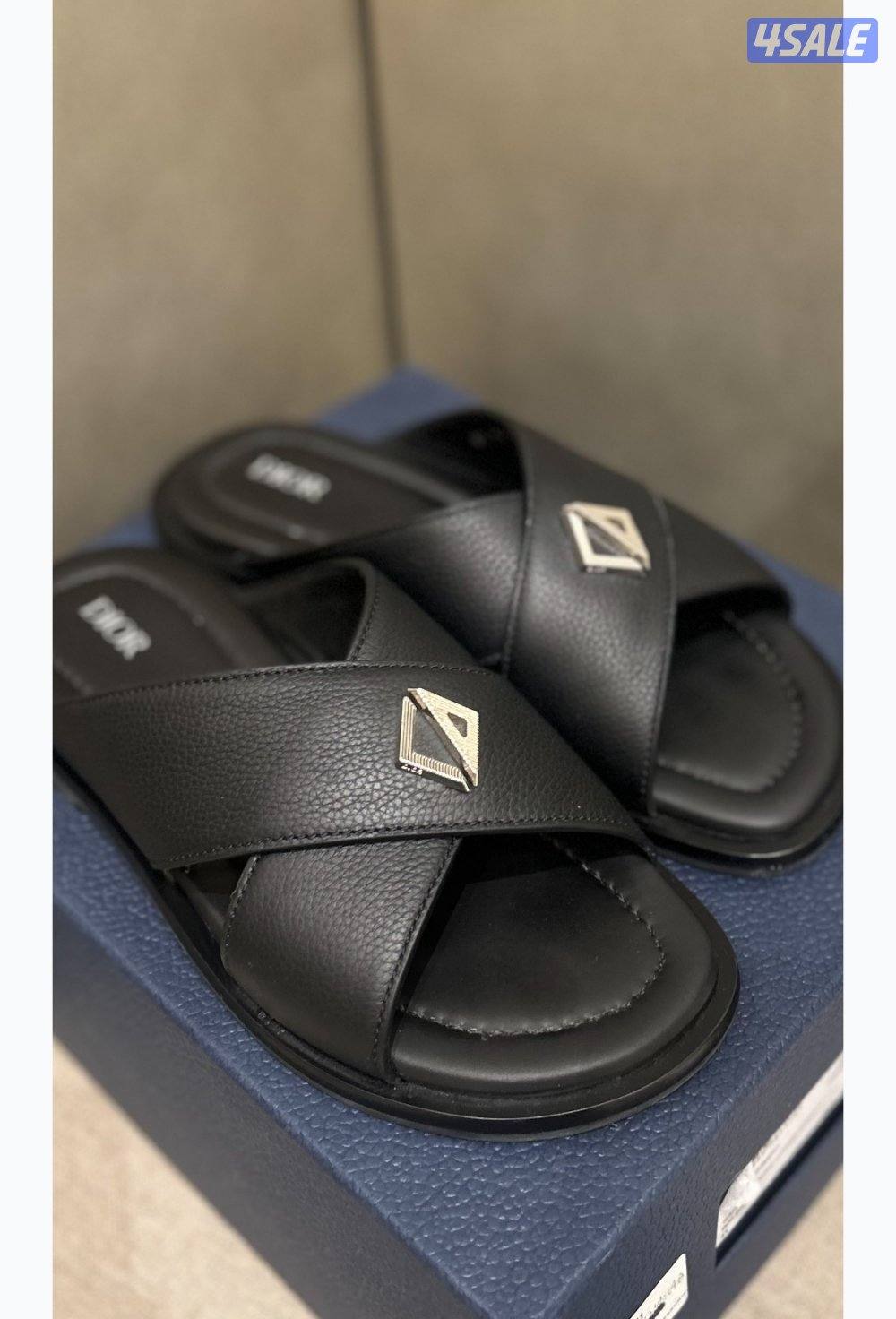 ديور Dior Logo-Plaque Sandals0