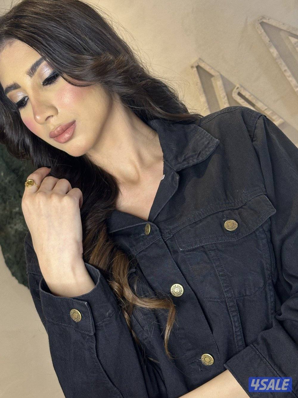 Im makeup artist searching for work and also know lifting for eyebrows12