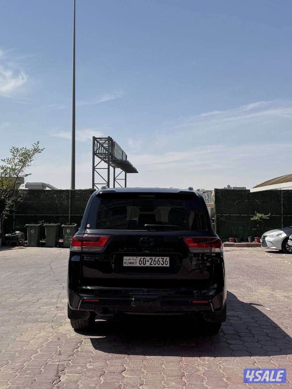 للبيع لاند كروزر 2022 areo s twin turbo1