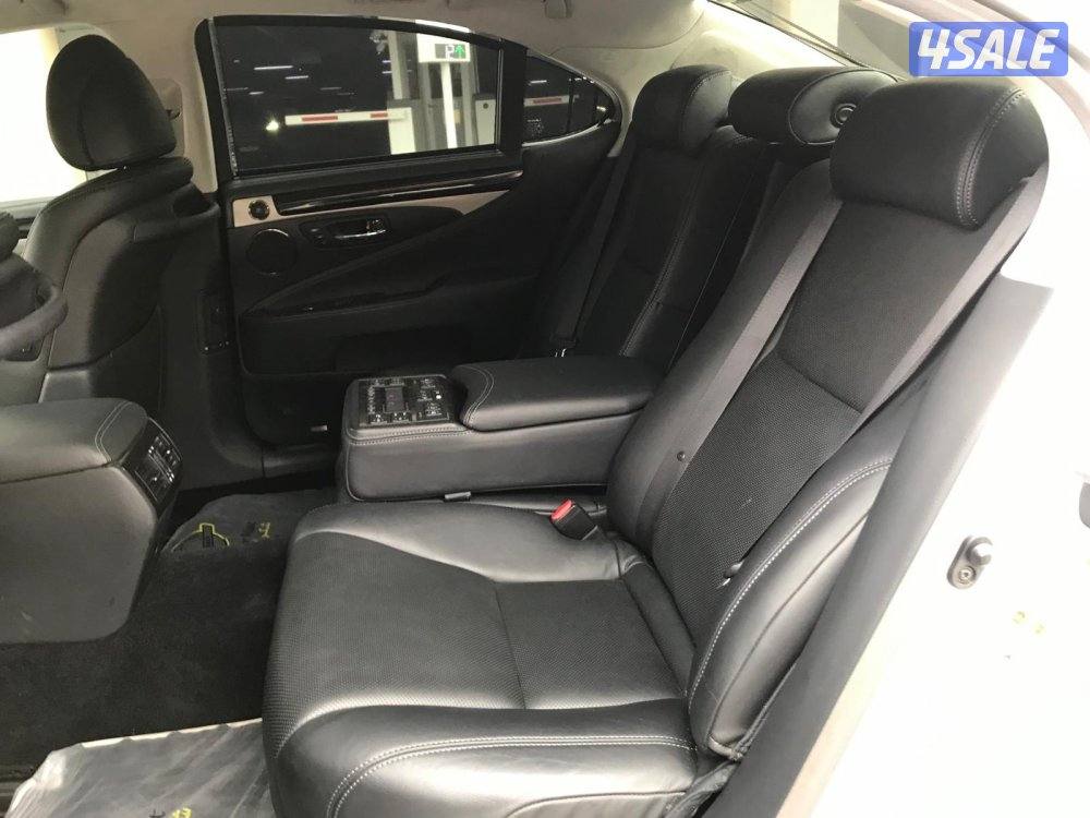 تعرفوني وتواصلي واتس اب فقط1