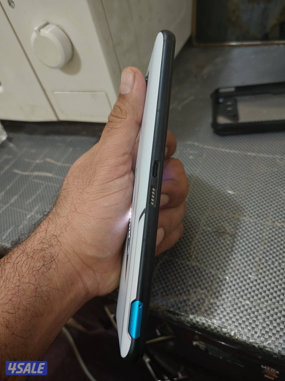 Asus rog 5s 5g gaming mobile 18gb ram 512gb4