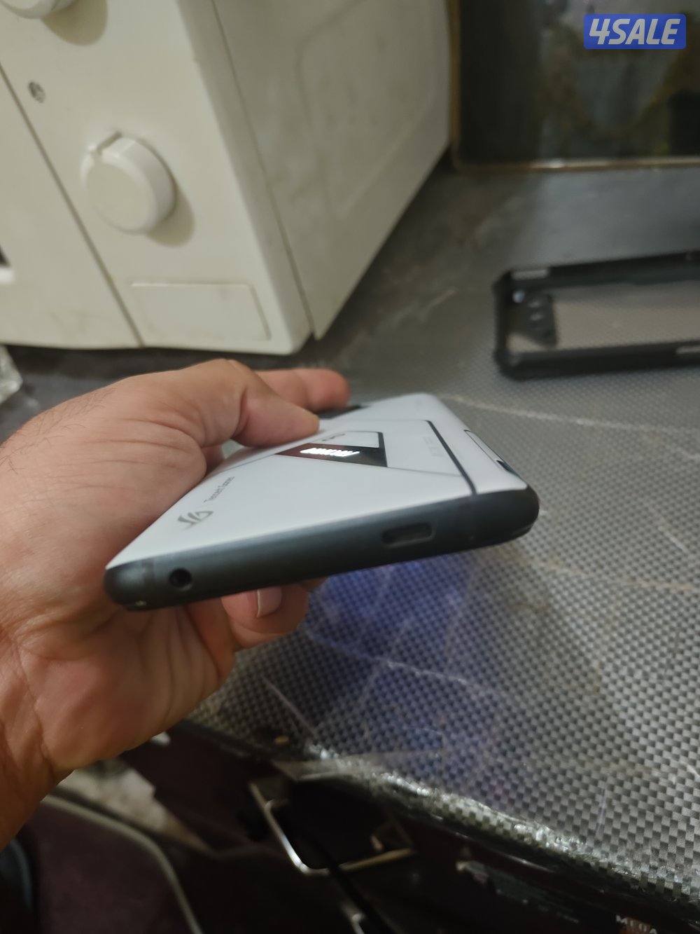 Asus rog 5s 5g gaming mobile 18gb ram 512gb5