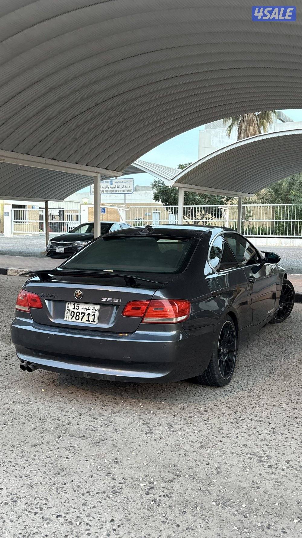 سياره بي ام دبليو 20091