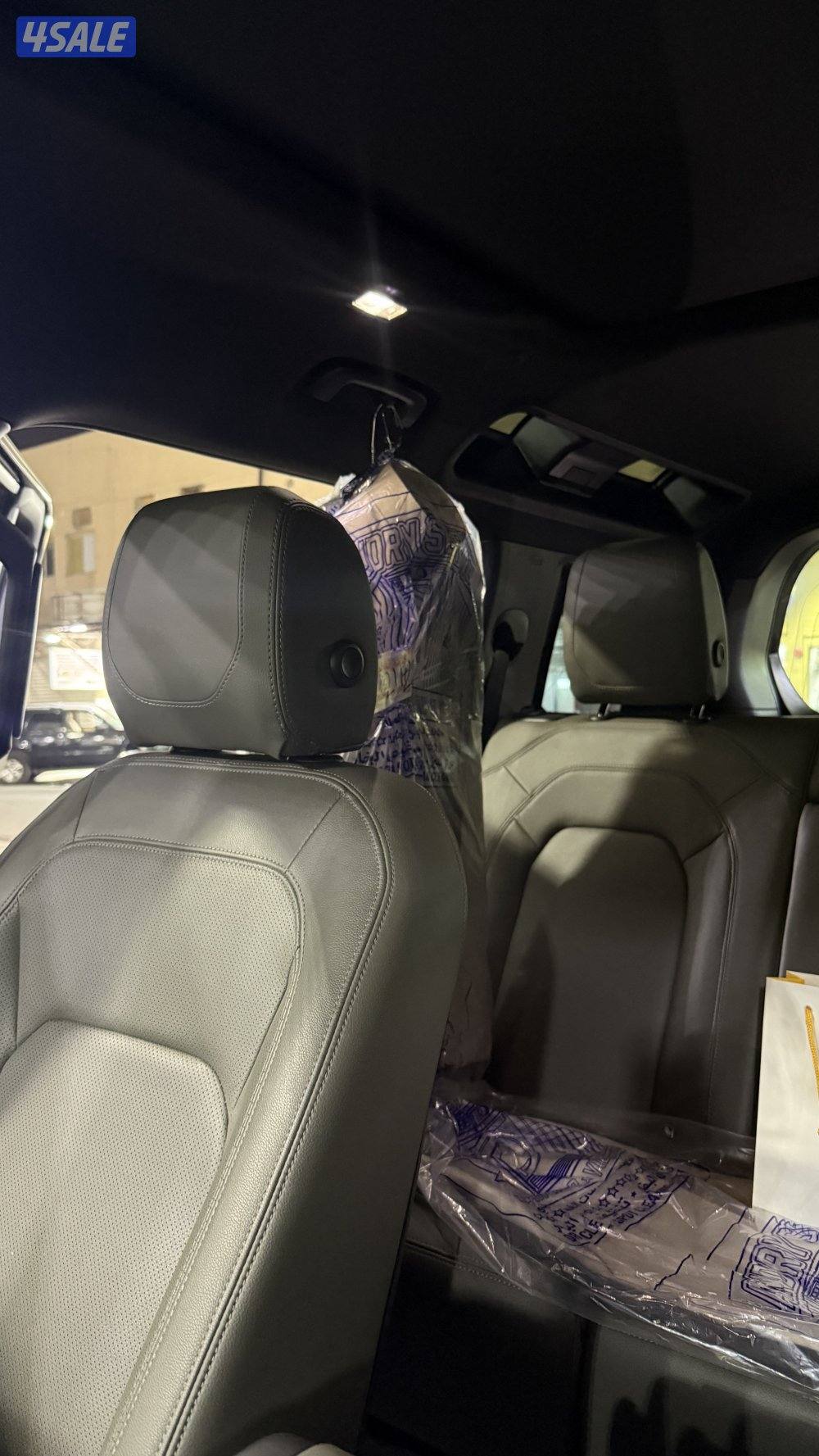 ديفندر١١٠ موديل ٢٣ وارد الغانم5