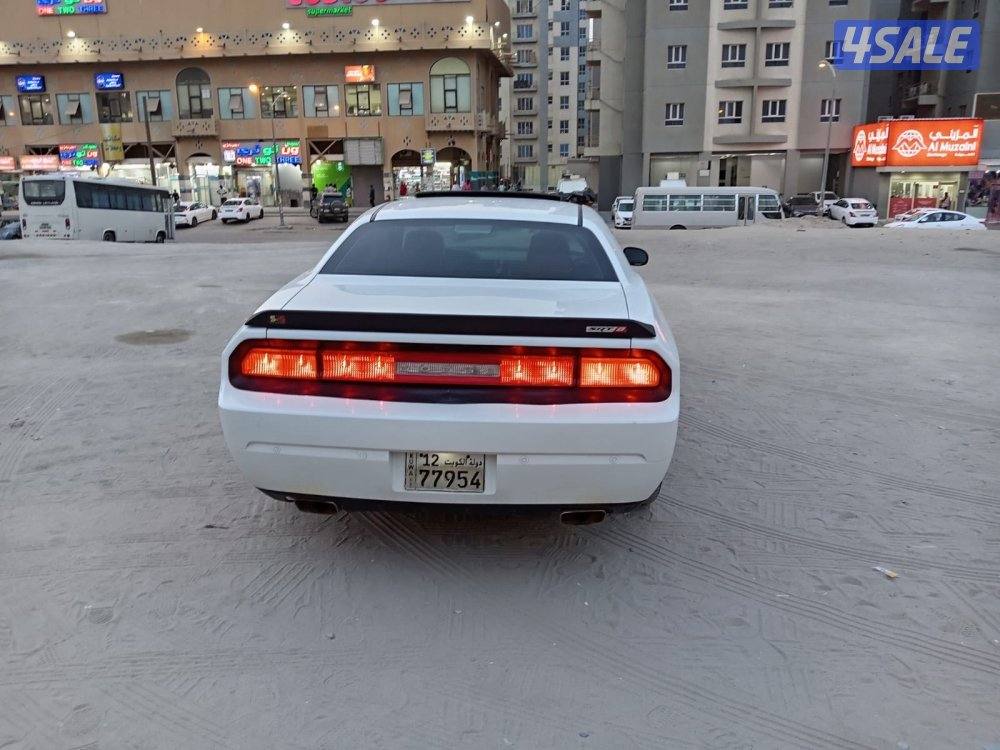 دوج جالنجر للبيع0