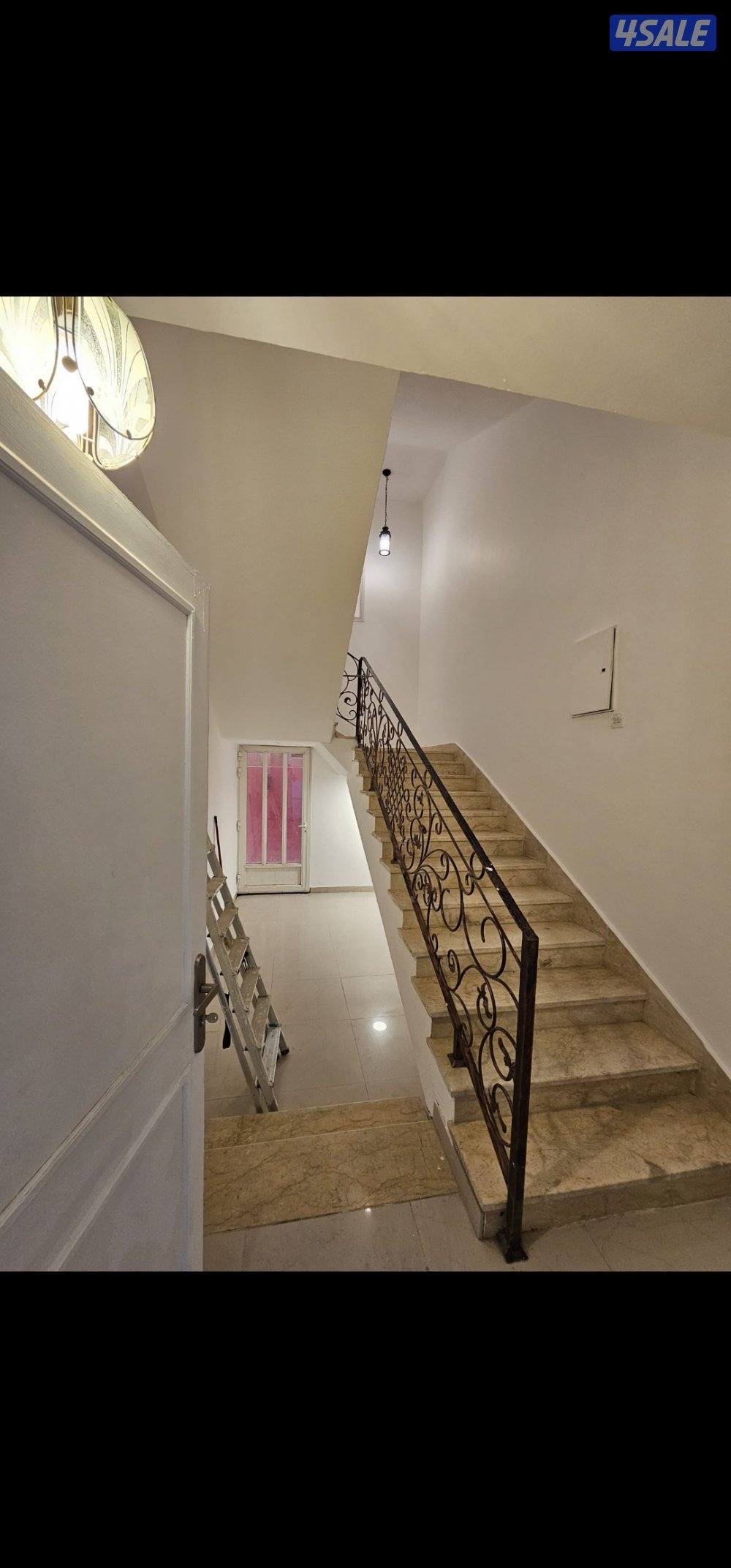 للإيجار فيلا بالعقيلة7