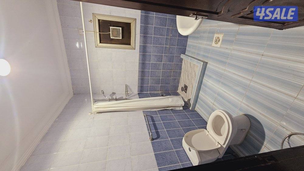 للإيجار فيلا بالعقيلة10