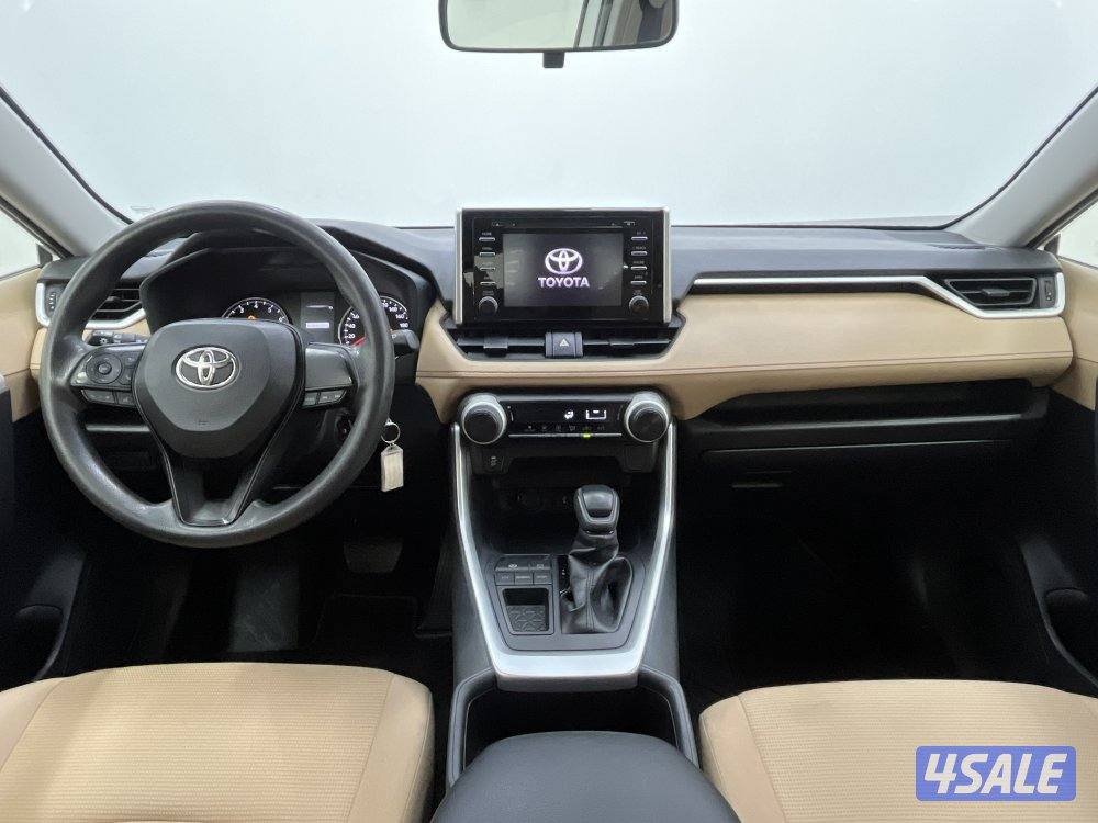 TOYOTA RAV401 4X2 STANDARD OPTION11
