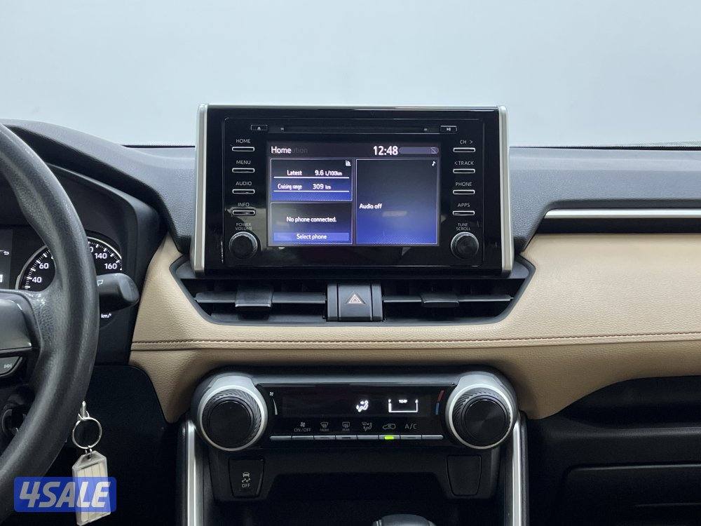 TOYOTA RAV401 4X2 STANDARD OPTION13