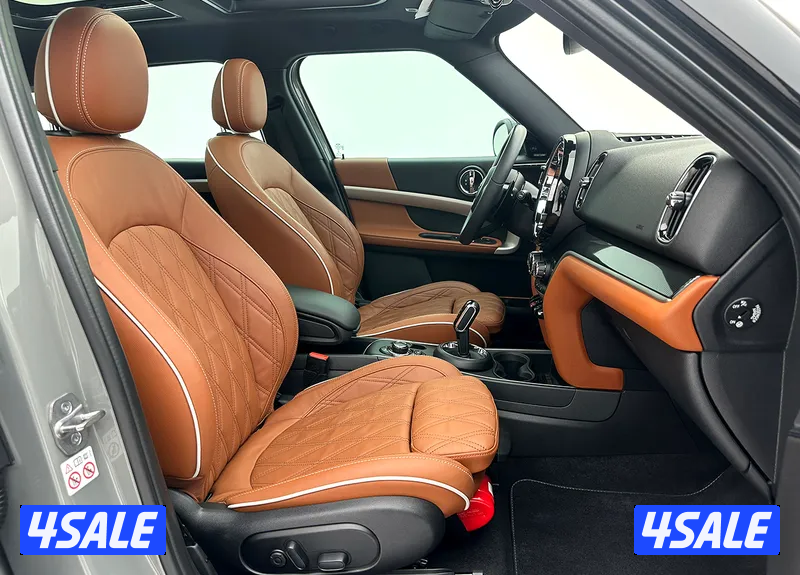 MINI Cooper S Countryman11