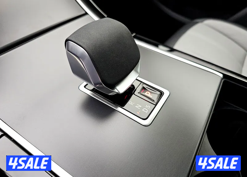 Range Rover Evoque Dynamic SE17