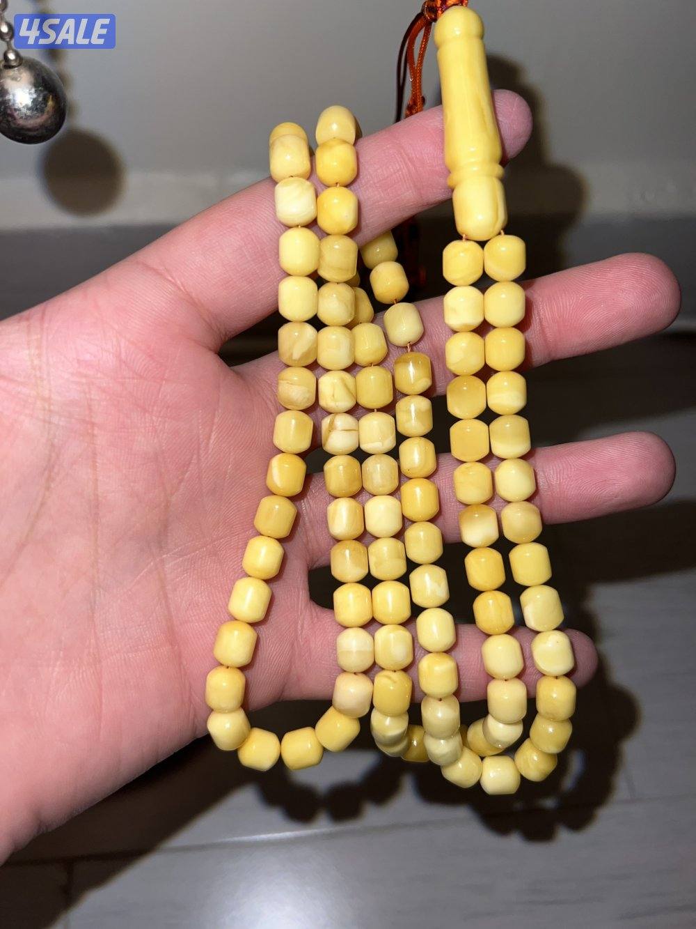 مسباح كهرب خامه صعب تلقاها الحين وعينك ميزانك الشاهد بروحه يسولف 📿🤍3