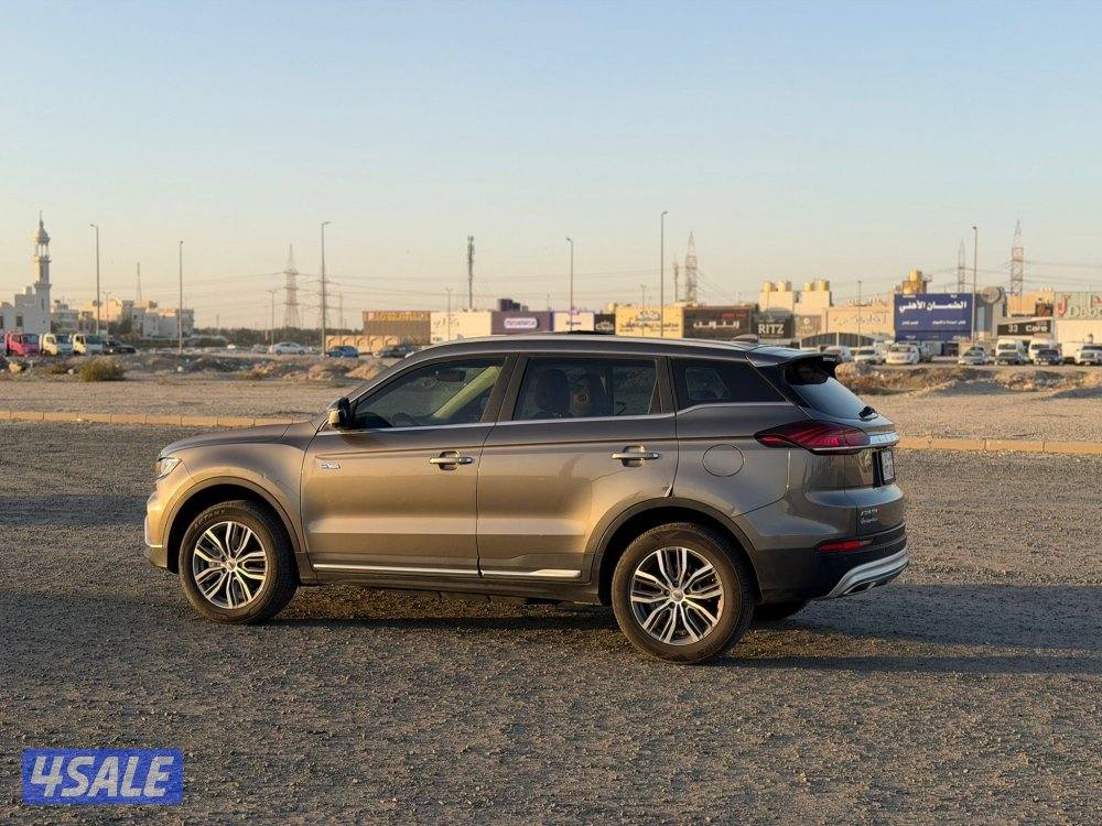 جيلي ازكارا 2022 الفل كامل مواصفات2