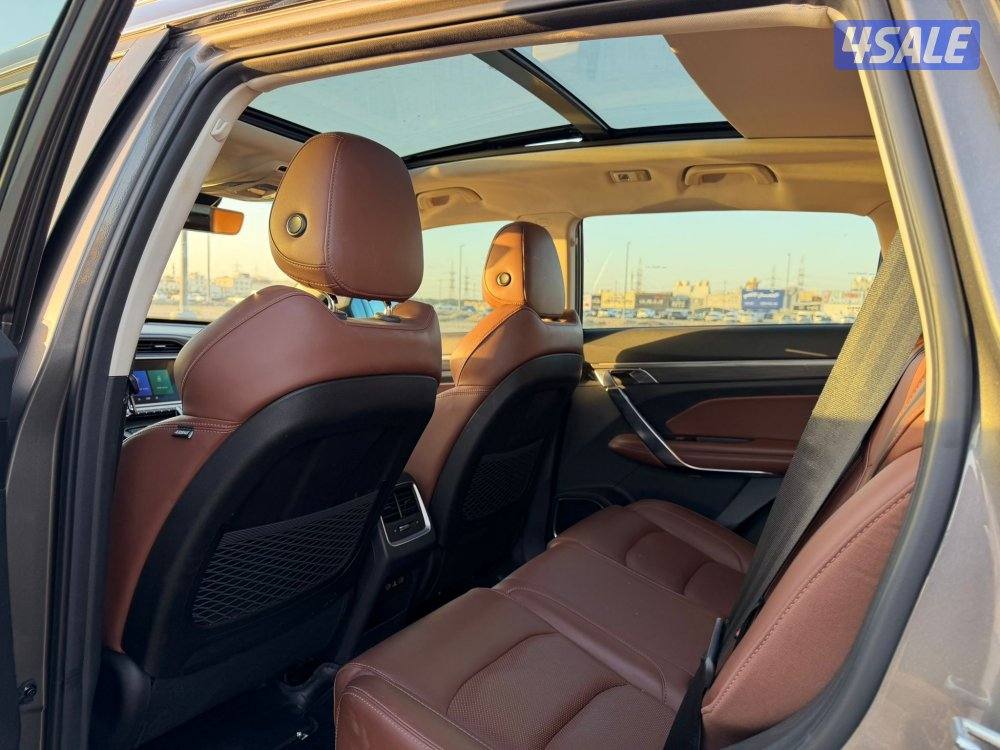 جيلي ازكارا 2022 الفل كامل مواصفات7