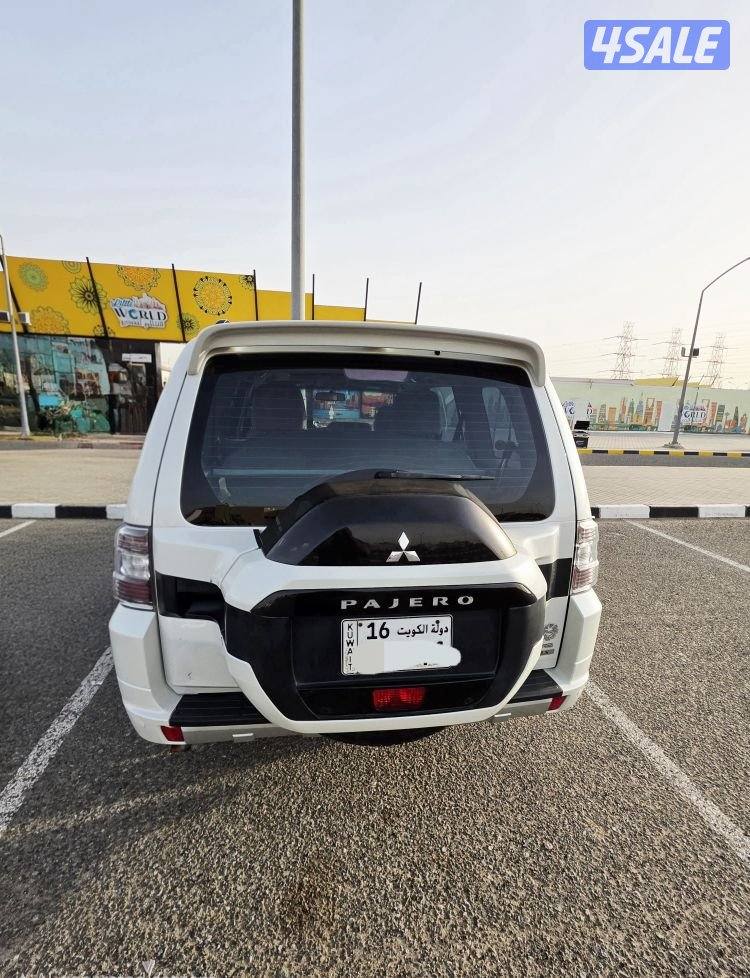 Mitsubishi Pajero 2019 GLS V6 – Full Option12