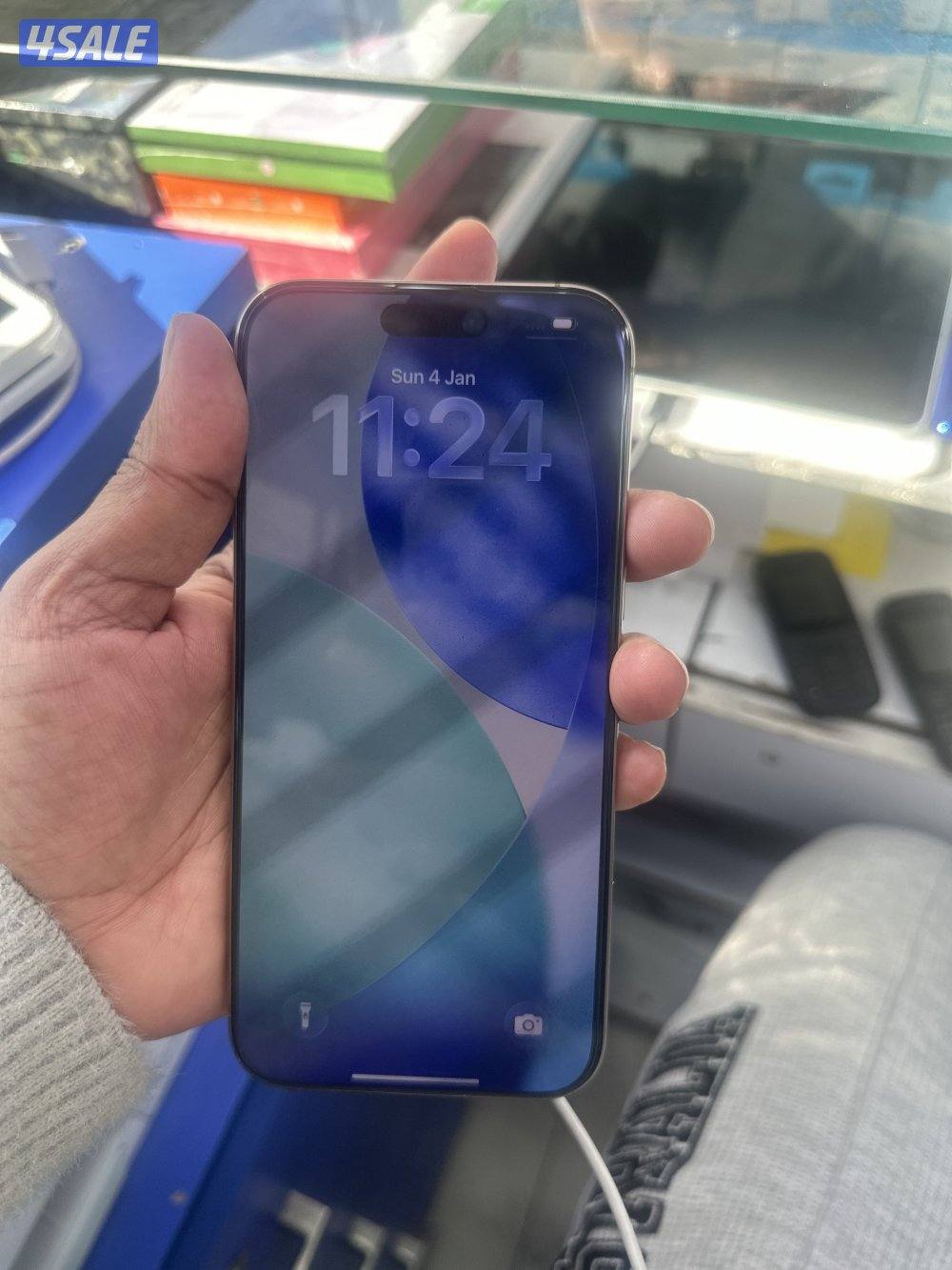 iphone 16 pro max ,256gb ,desert titanium,used phone ,1