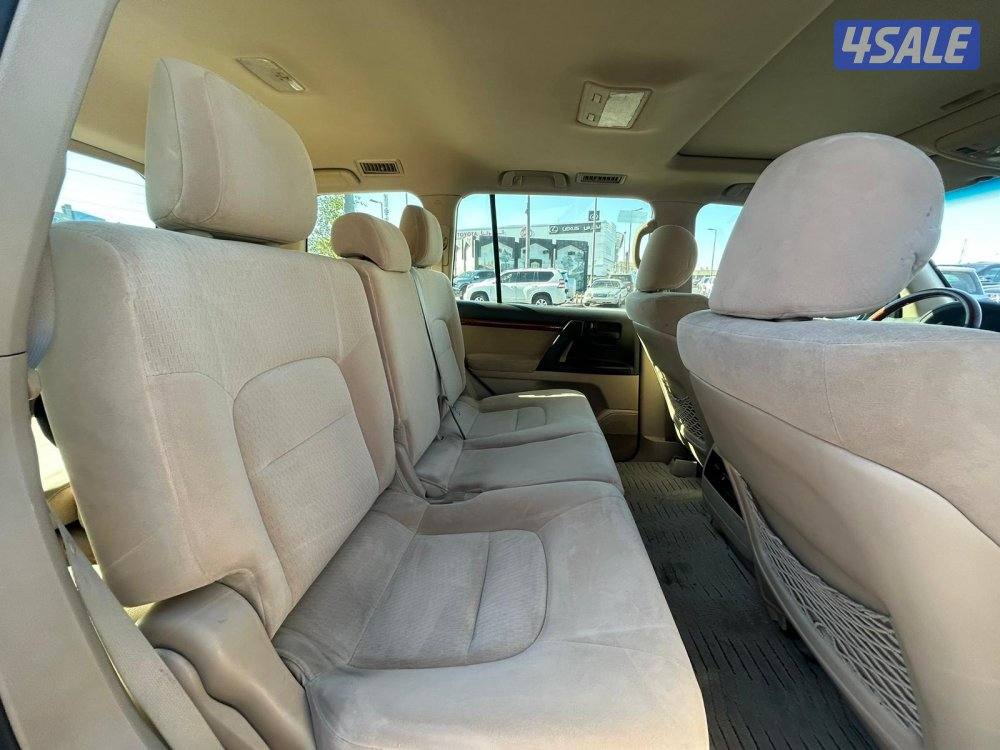 لاند كروزر GXR-V8 موديل 2013 ماشى 376.000 k.m وارد الساير .4