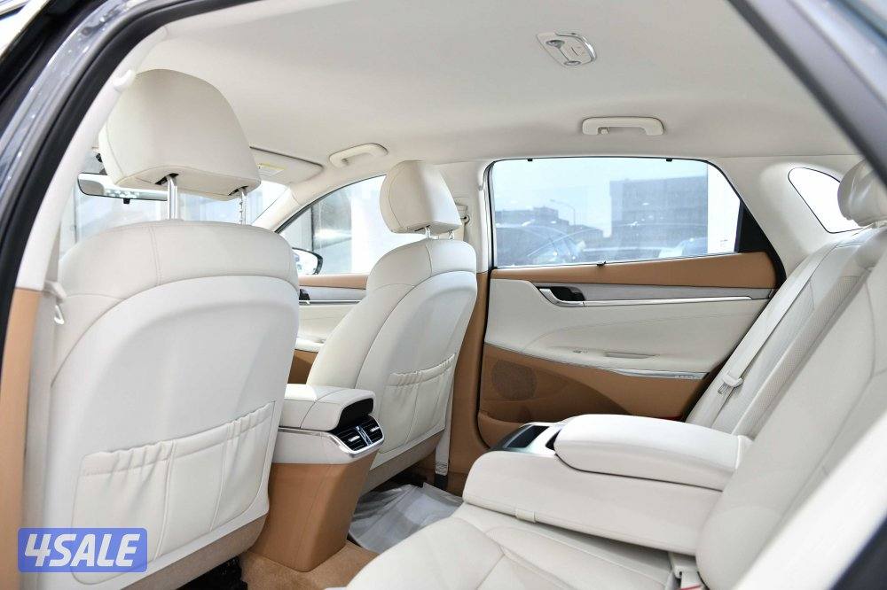 هيونداي ازيرا4