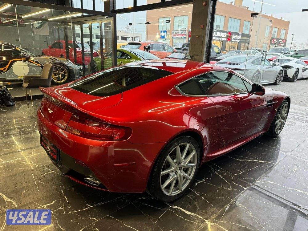 استون مارتن فانتج6