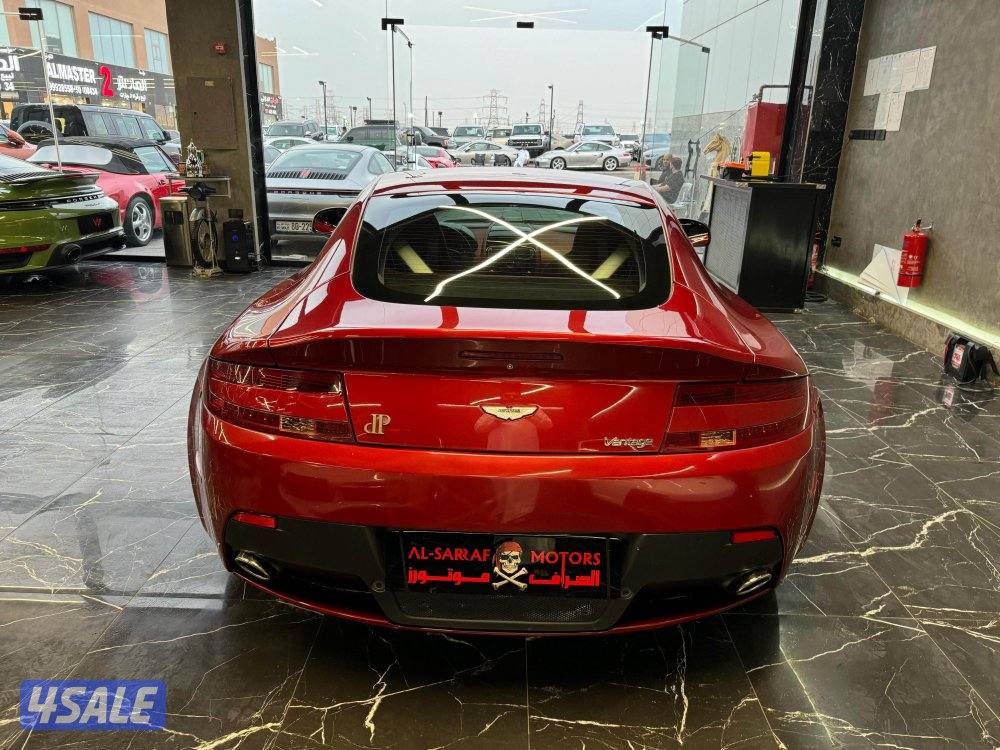 استون مارتن فانتج7