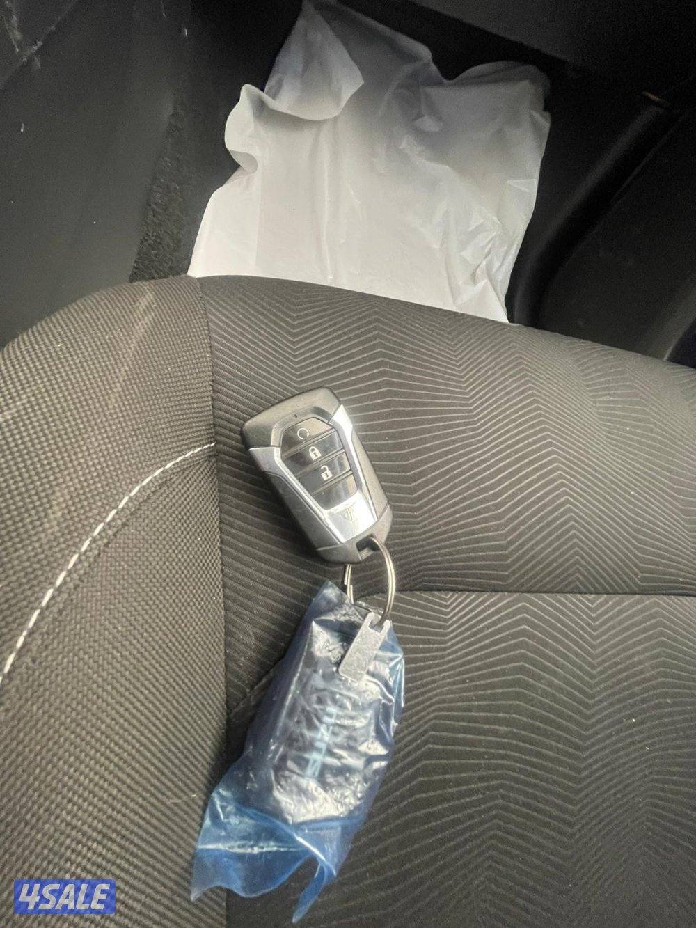 للبيع وانيت ايسوزو موديل 2022 ديزل شرط الفحص10