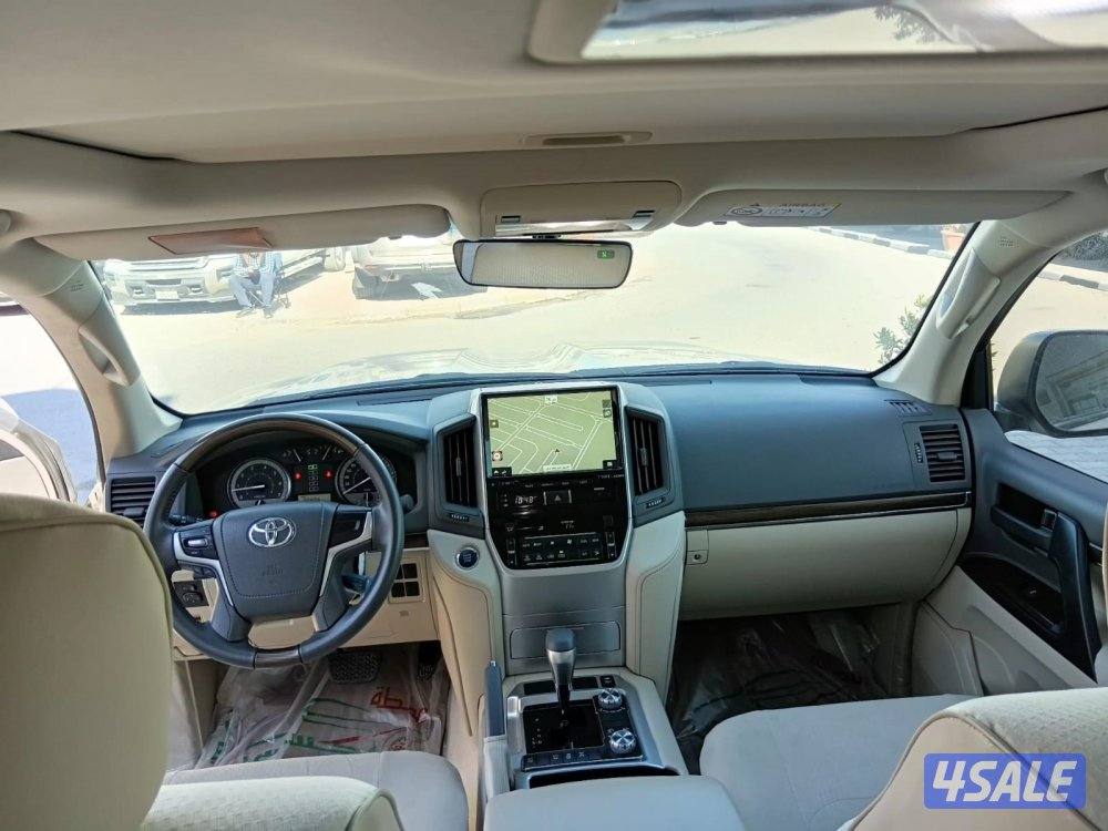 لاند كروزر موديل 2020 ماشي 22الف صبغ الوكالة شرط الفحص بالكامل6