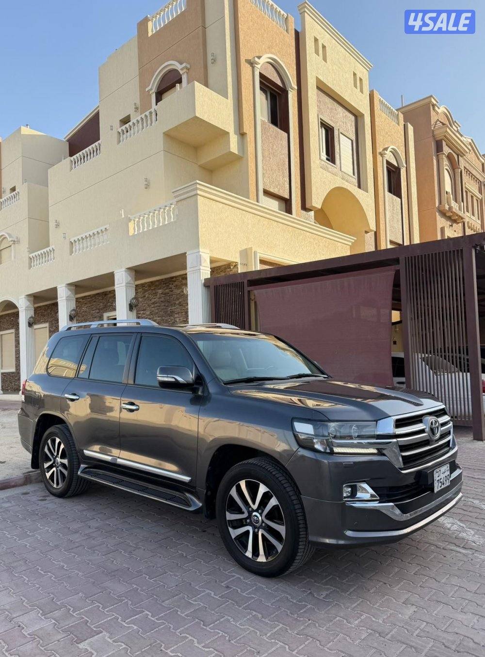 لاند كروز تورينق 2019 الساير عداد 220 الف7