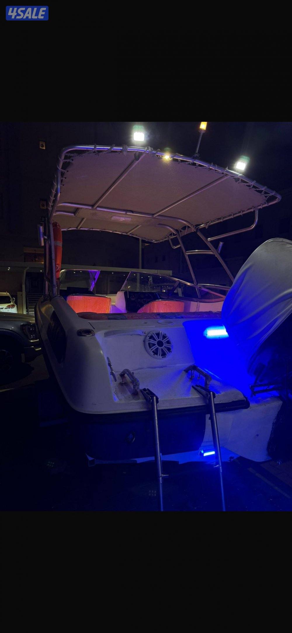 للبيع طراد بايلاينر18 قدم5