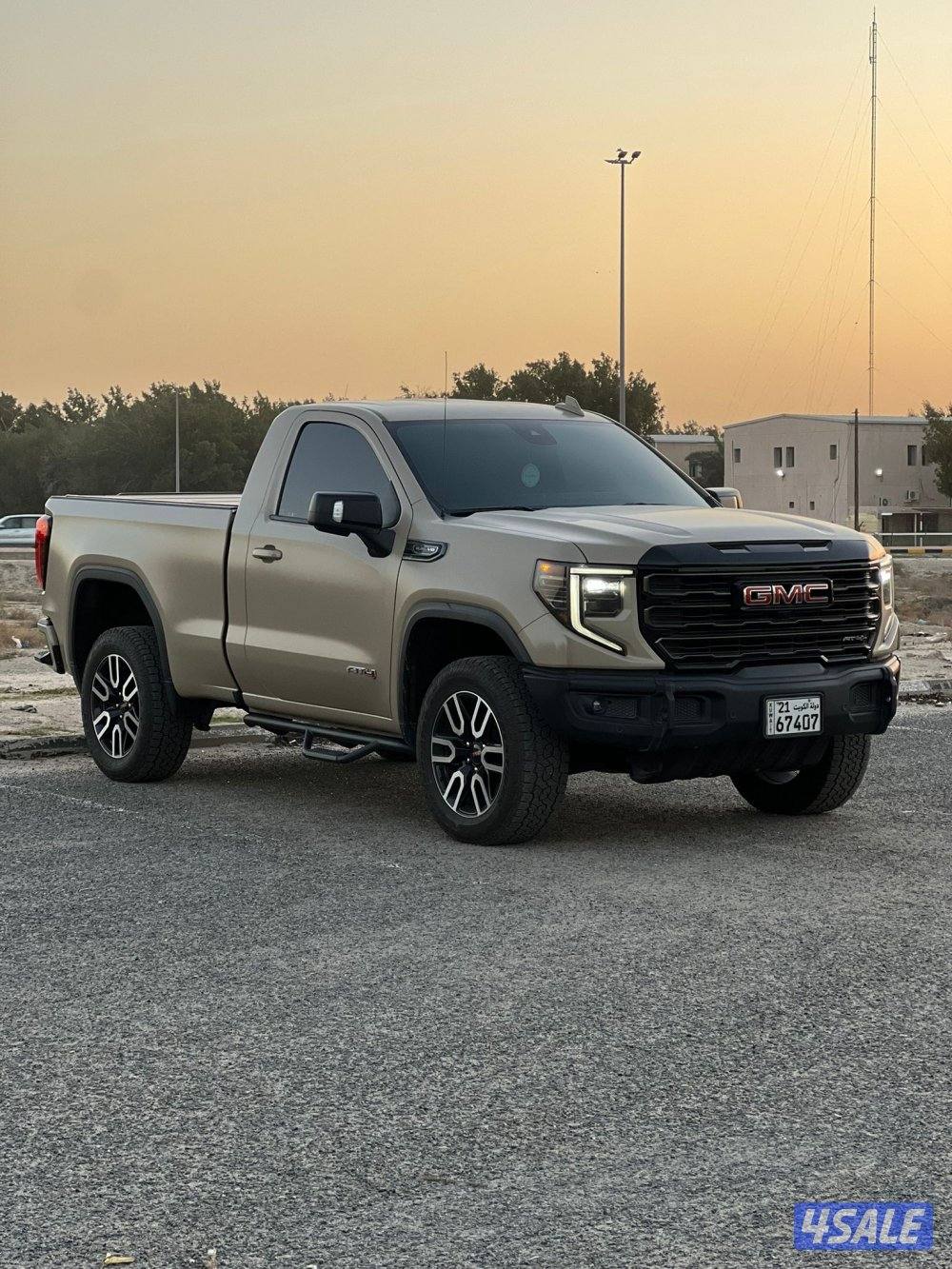 للبيع سييرا AT4( دبل قير ) موديل 2022 ماشي 68 الف1