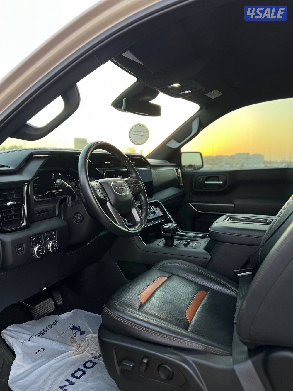 للبيع سييرا AT4( دبل قير ) موديل 2022 ماشي 68 الف7