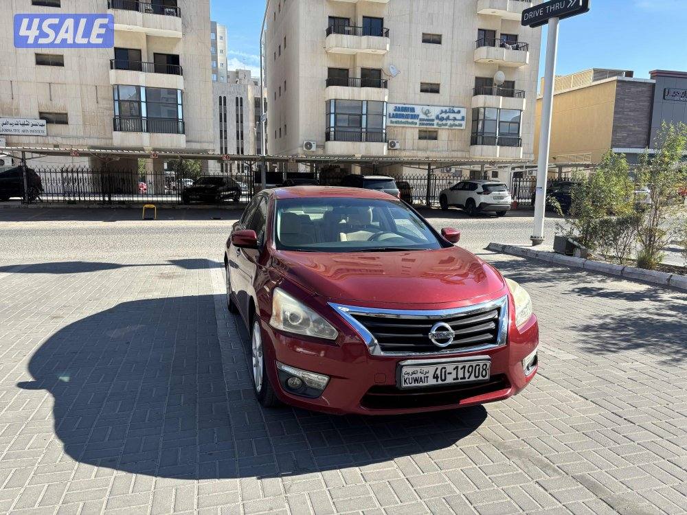 للبيع نيسان التيما موديل 2016 بحاله ممتازه استعمال راقي نظيفه جدا عداد3