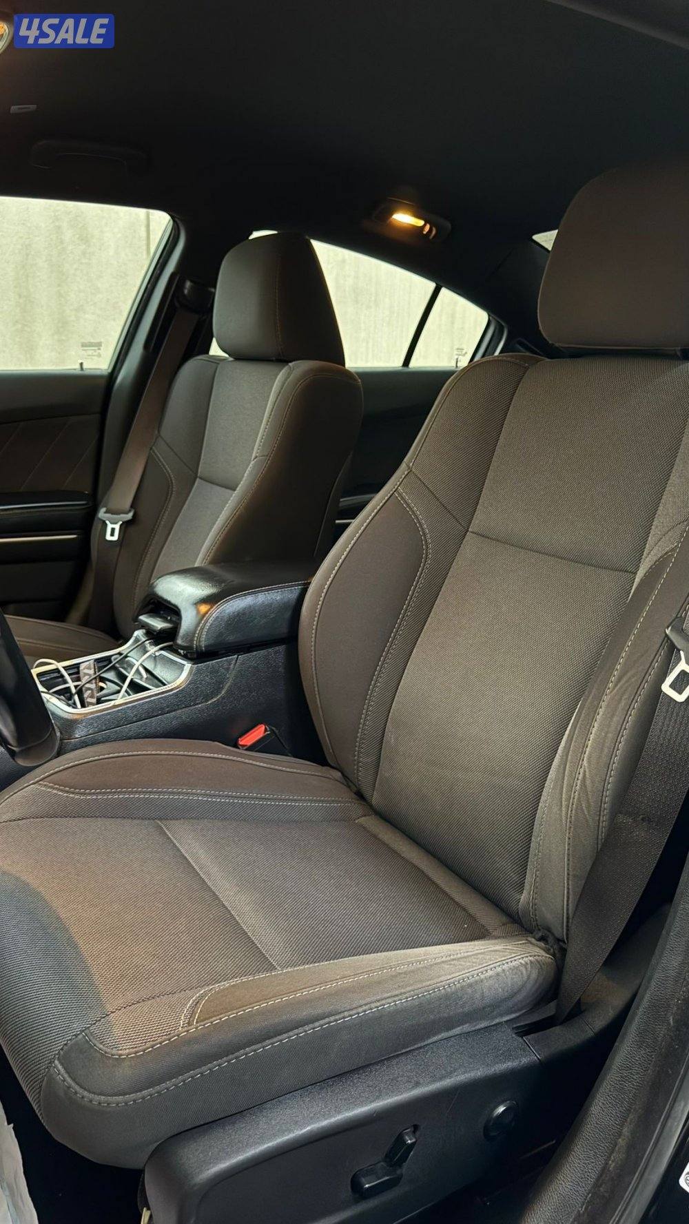 للبيع درج شارجر موديل 20194