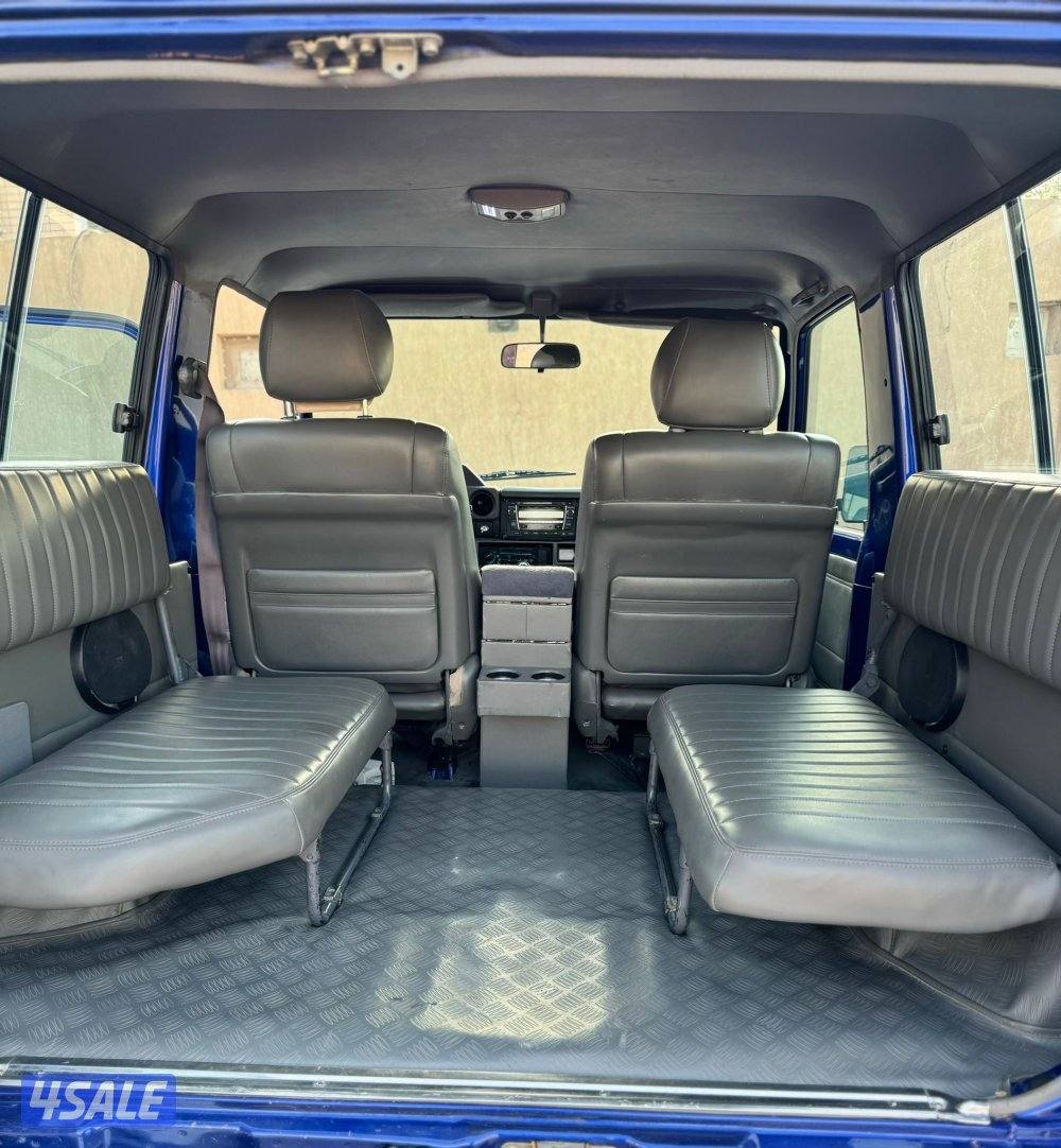 جيب تيوتا ربع قير عادي ازرق6