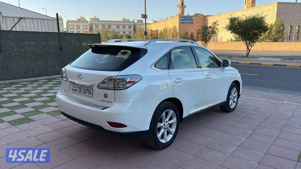 جيب لكزس بحالة ممتازه1