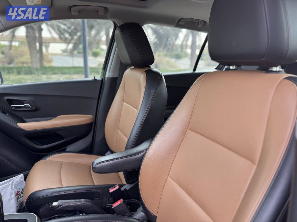 للبيع ؛ تراكس : موديل 2019 : عداد 99 الف كم5