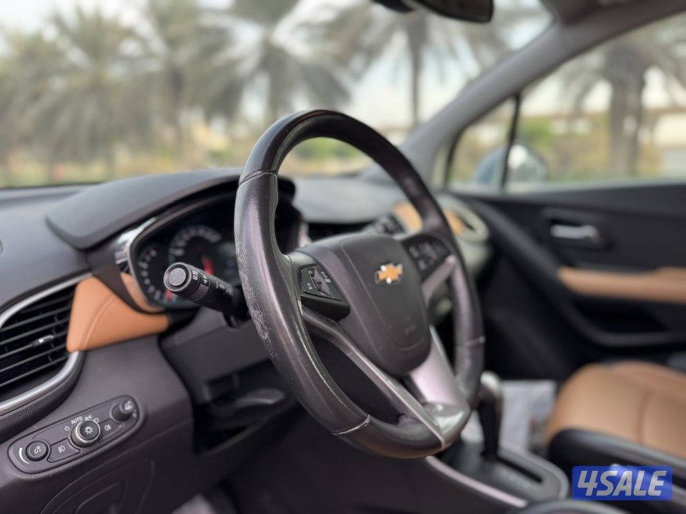 للبيع ؛ تراكس : موديل 2019 : عداد 99 الف كم6