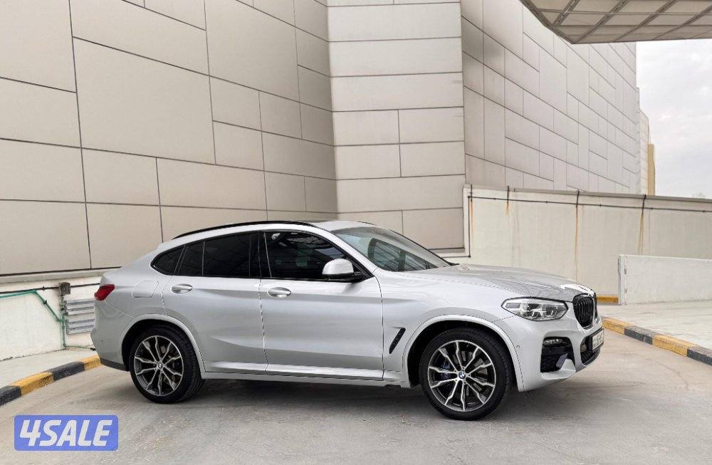 للبيع BMW X4 موديل 2021 الغانم صبغ الوكالة سيرفيس وكالة0