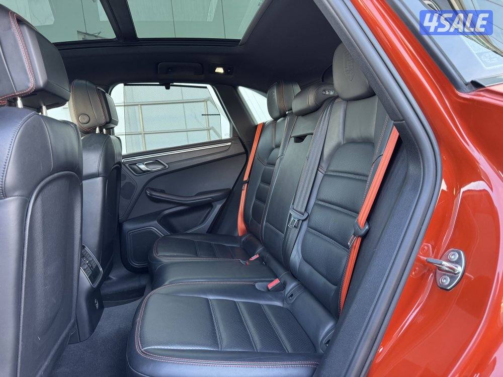 للبيع بورش ماكان موديل 20228