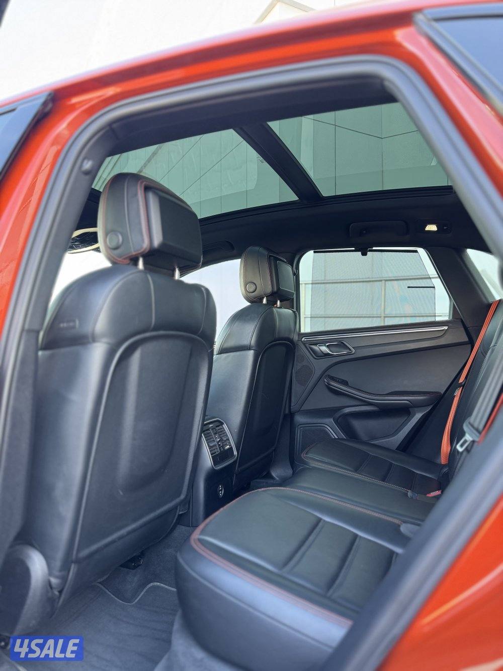 للبيع بورش ماكان موديل 20229