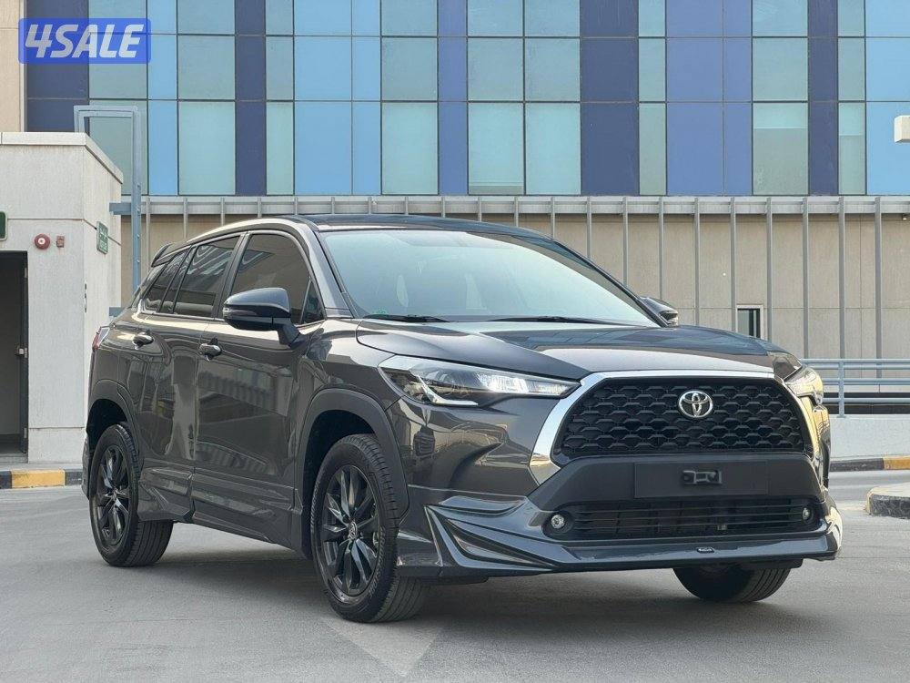 للبيع تويوتا كورولا كروس موديل 2024 عداد شبه اصفار صبغ وكالة0