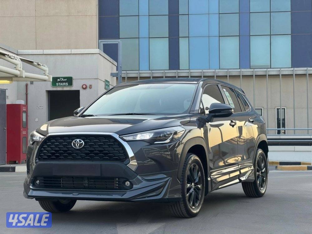 للبيع تويوتا كورولا كروس موديل 2024 عداد شبه اصفار صبغ وكالة1