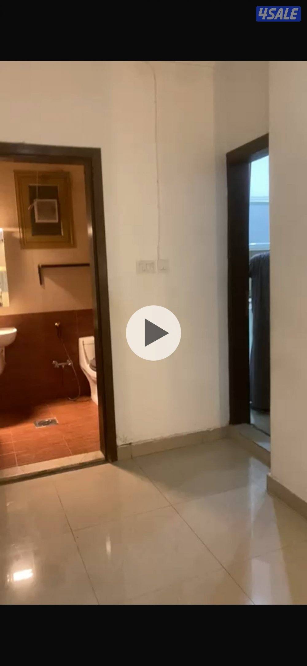 الرابيه / للأجار شقه صغيره للمعاريس3غرف وحامين1