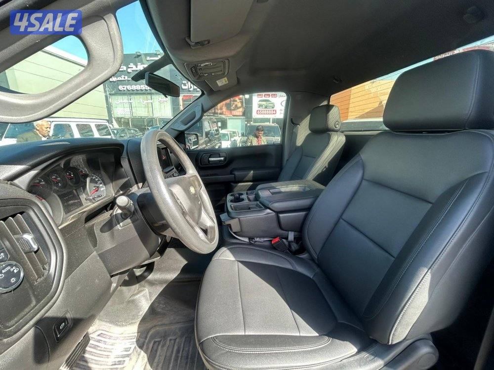 شيفرولية سلفرادو 1500 موديل 2021 ماشى 69.000 k.m  وارد الغانم .6