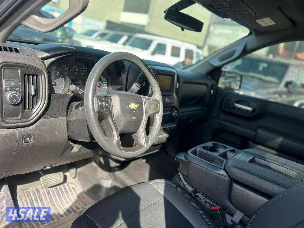 شيفرولية سلفرادو 1500 موديل 2021 ماشى 69.000 k.m  وارد الغانم .5