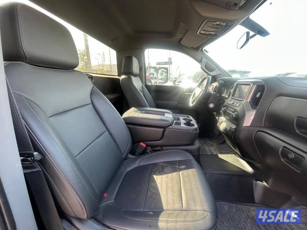 شيفرولية سلفرادو 1500 موديل 2021 ماشى 69.000 k.m  وارد الغانم .7