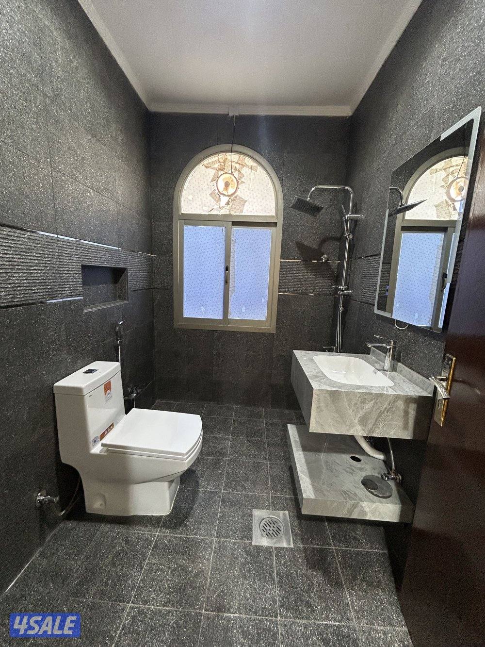 للإيجار شقق في عبدالله مبارك واشبيليه وجابر الاحمد10